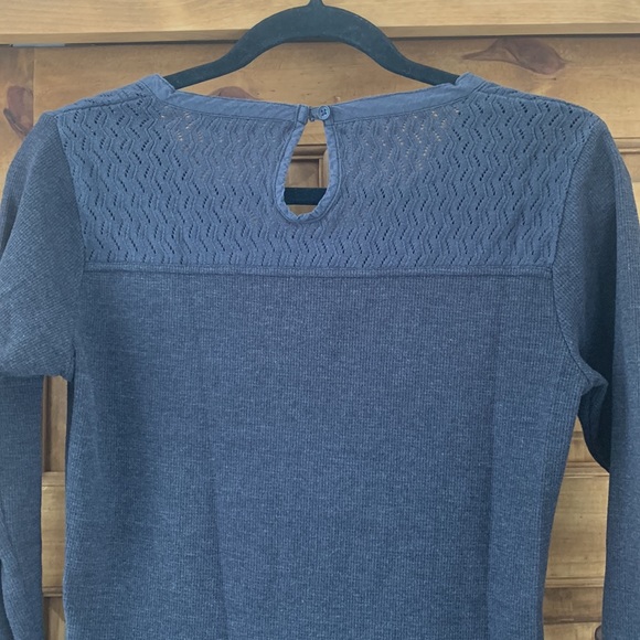 Woolrich lace back gray sweater size XS fits like a Small - Picture 4 of 4